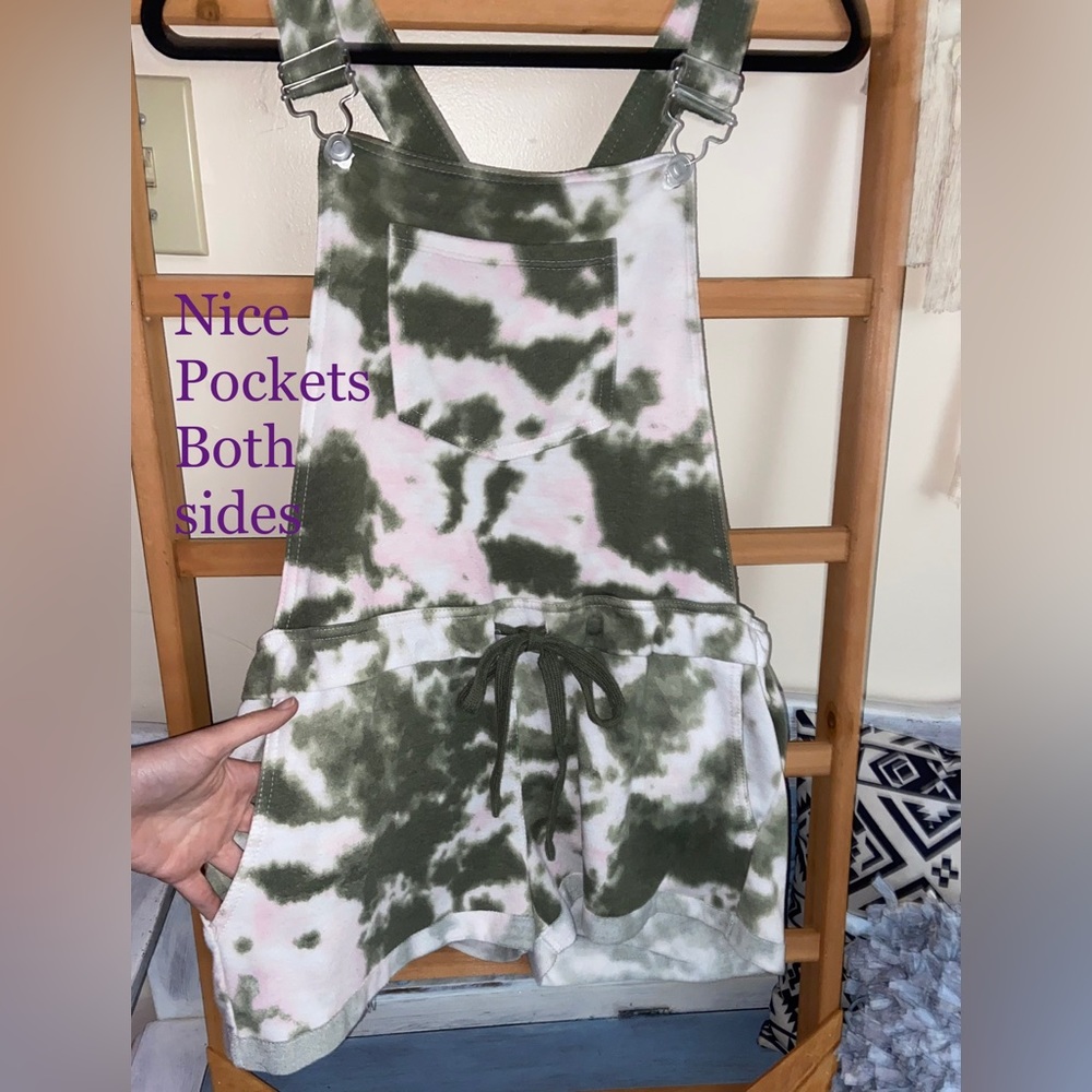 Quirky yet Comfy overalls